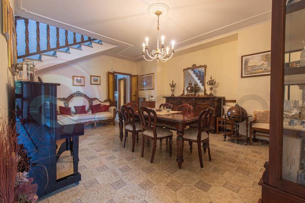 casa indipendente in vendita a Roccasecca in zona Stazione