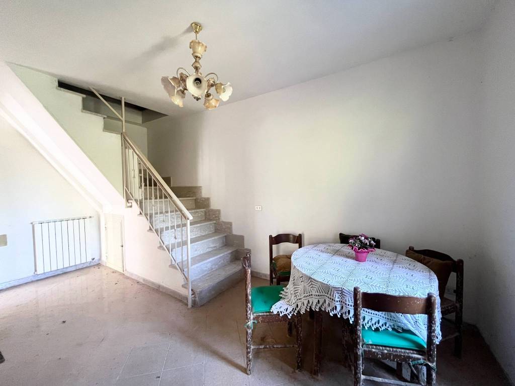 casa indipendente in vendita a Roccasecca in zona Castello