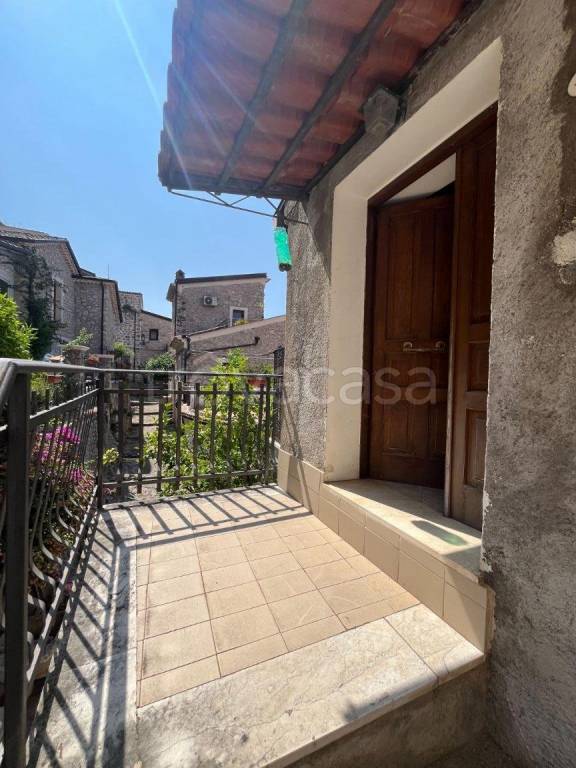 casa indipendente in vendita a Roccasecca in zona Caprile