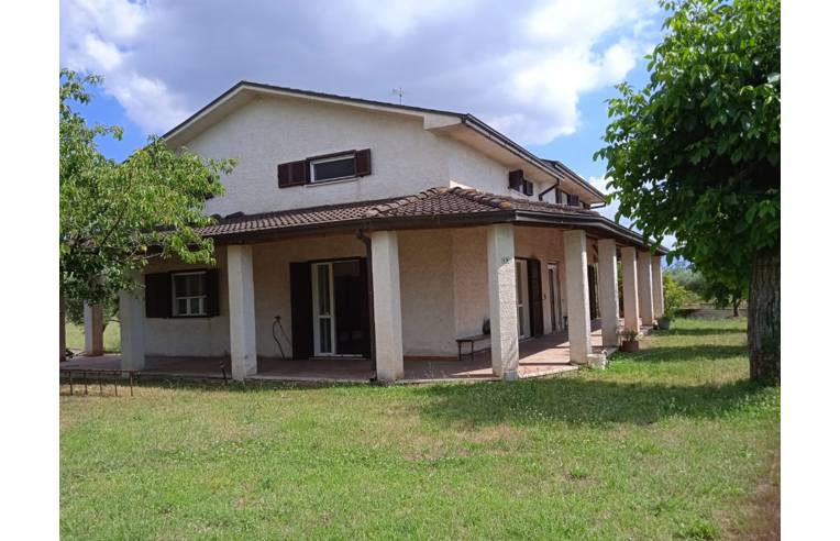 casa indipendente in vendita a Roccasecca in zona Stazione