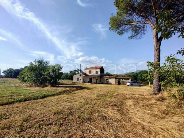 casa indipendente in vendita a Roccasecca in zona Stazione