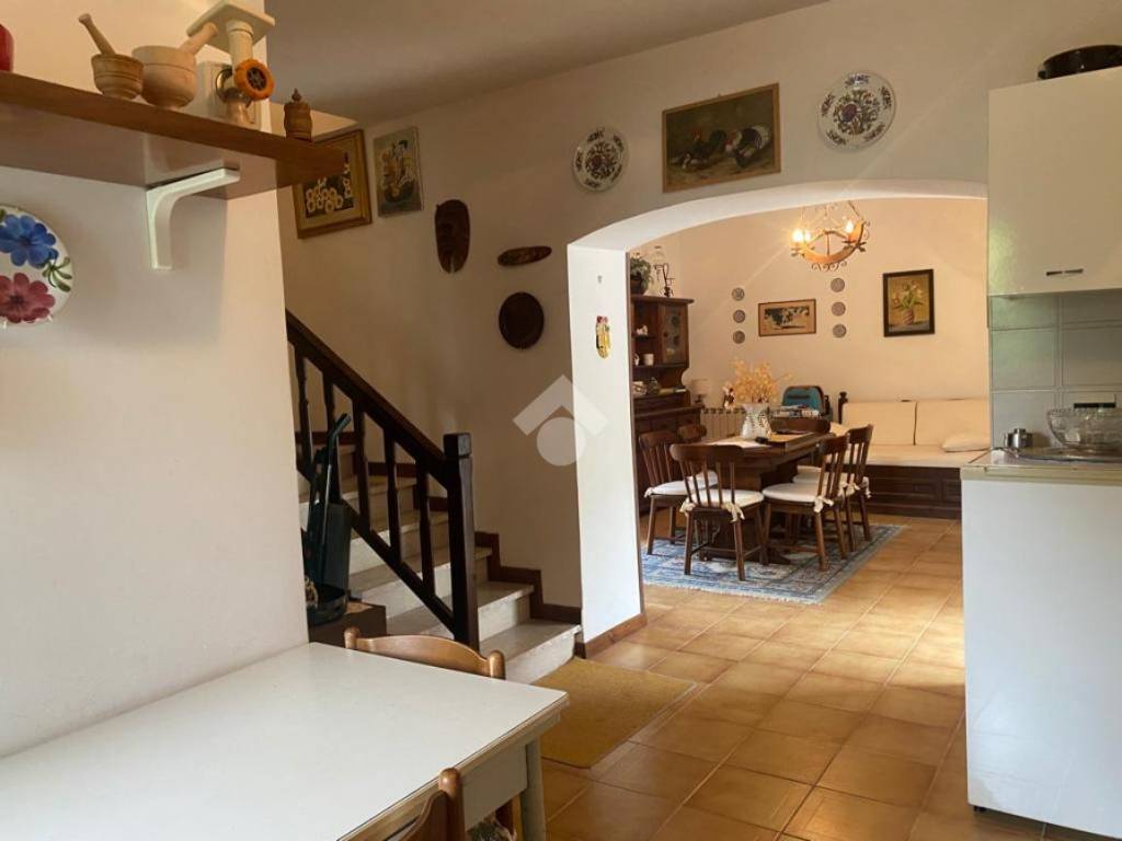 casa indipendente in vendita a San Biagio Saracinisco
