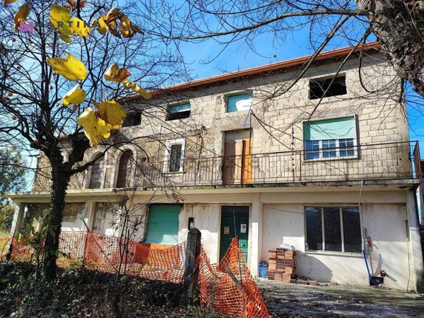 casa indipendente in vendita a San Donato Val di Comino