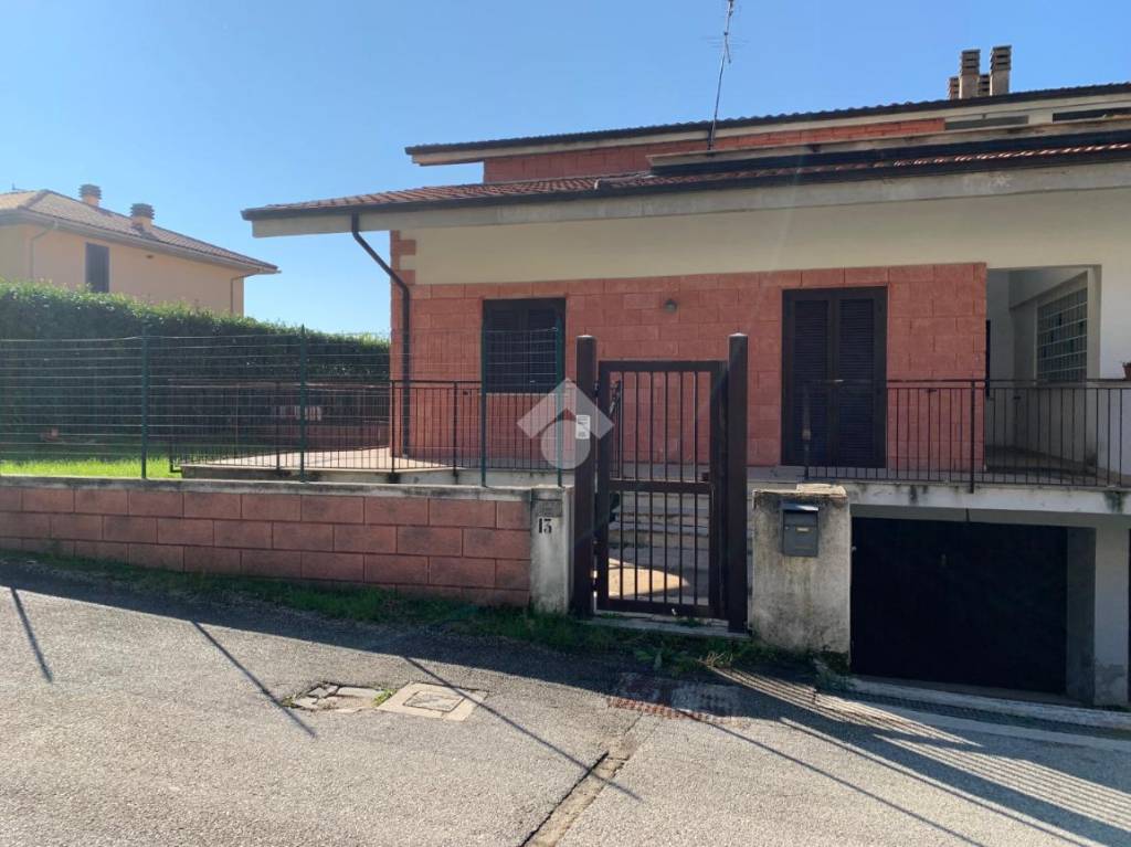casa indipendente in vendita a San Donato Val di Comino
