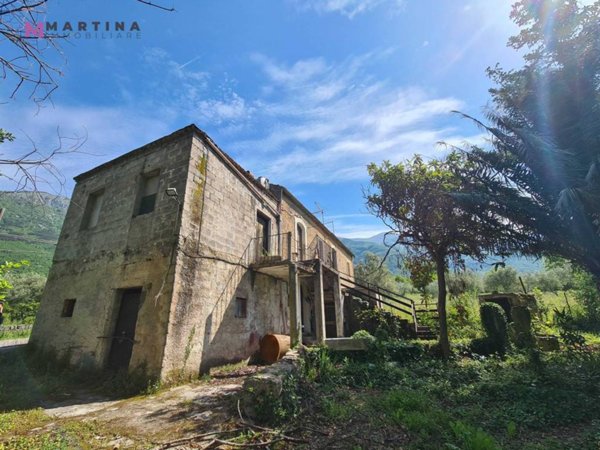 casa indipendente in vendita a San Donato Val di Comino