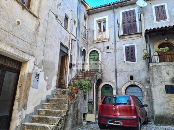 casa indipendente in vendita a San Donato Val di Comino