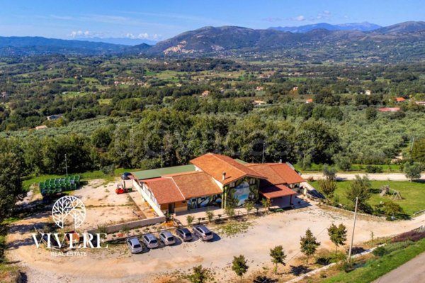 negozio in vendita a San Donato Val di Comino