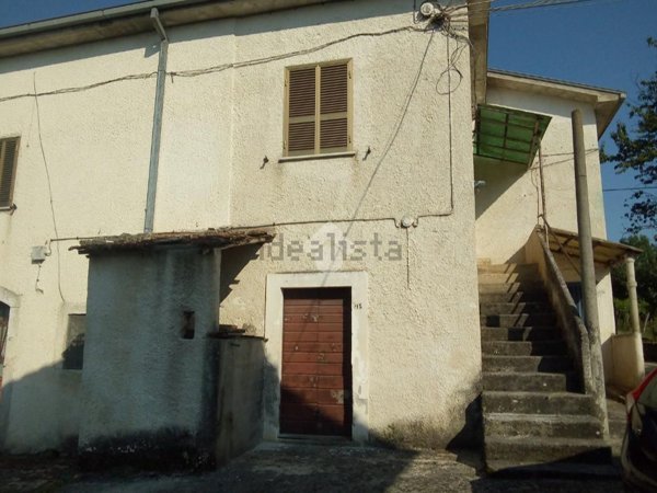 quadrivano in vendita a San Donato Val di Comino