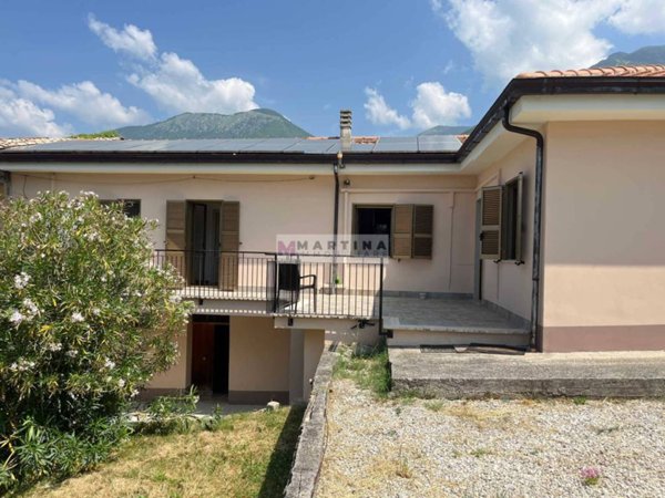 casa indipendente in vendita a San Donato Val di Comino