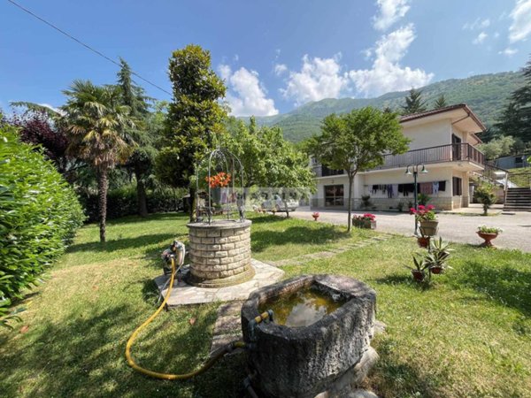 casa indipendente in vendita a San Donato Val di Comino