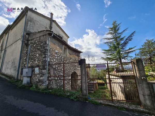 quadrivano in vendita a San Donato Val di Comino