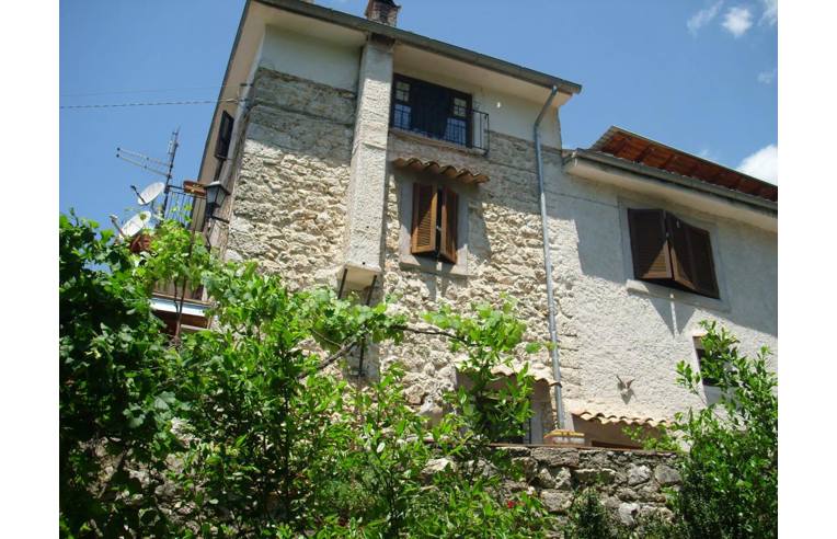 casa indipendente in vendita a San Donato Val di Comino