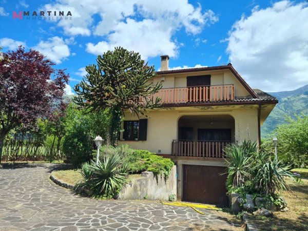 casa indipendente in vendita a San Donato Val di Comino
