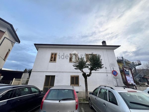 casa indipendente in vendita a San Giorgio a Liri