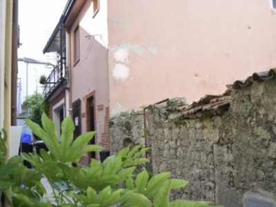 casa semindipendente in vendita a San Giorgio a Liri