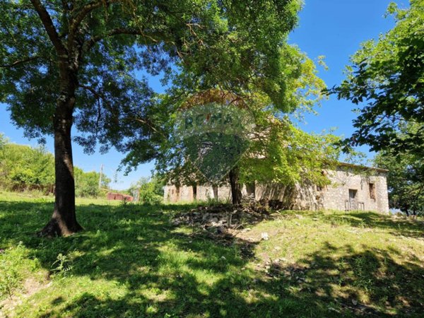 terreno agricolo in vendita a San Giorgio a Liri