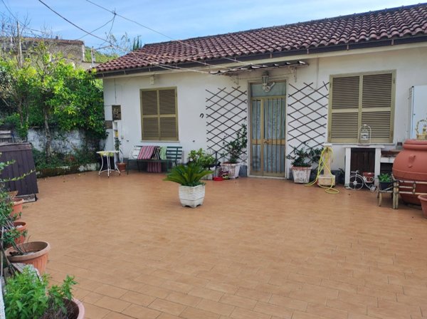 casa indipendente in vendita a San Giorgio a Liri
