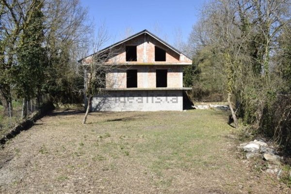 casa indipendente in vendita a San Giorgio a Liri