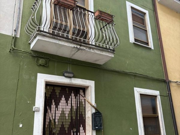 casa indipendente in vendita a San Giorgio a Liri