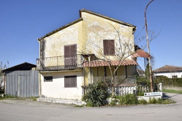 casa indipendente in vendita a San Giorgio a Liri in zona Torricelli