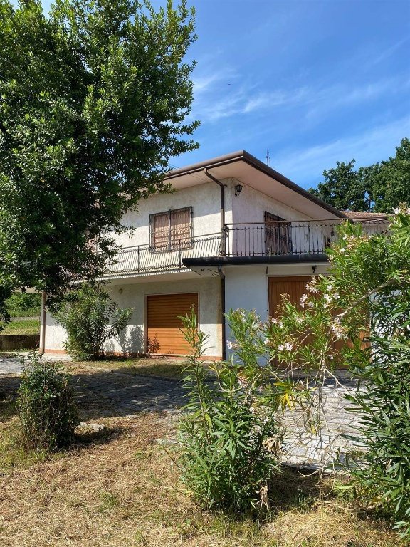 casa indipendente in vendita a San Giovanni Incarico