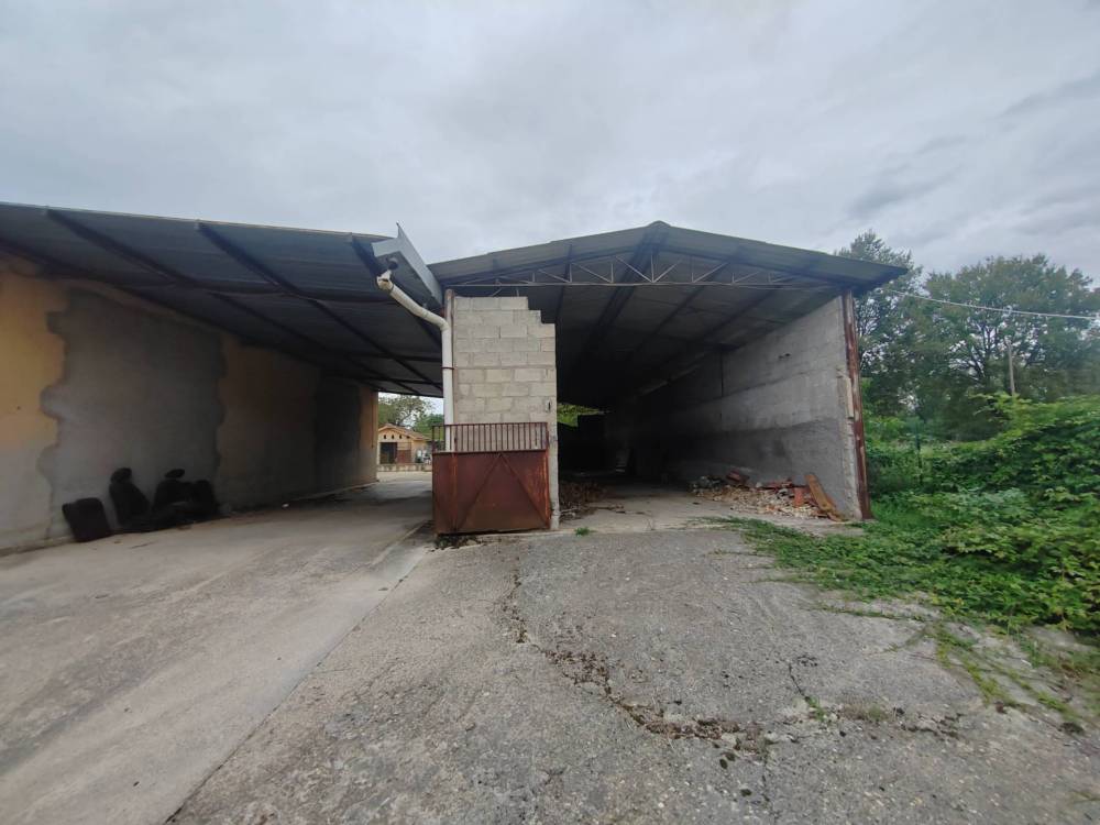 terreno edificabile in vendita a San Giovanni Incarico