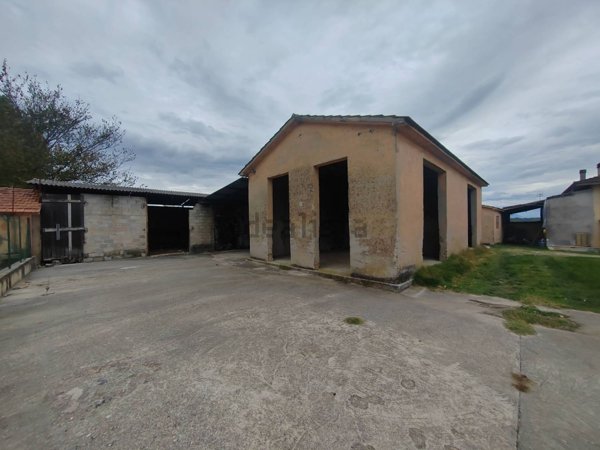 terreno edificabile in vendita a San Giovanni Incarico