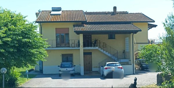 casa indipendente in vendita a San Giovanni Incarico