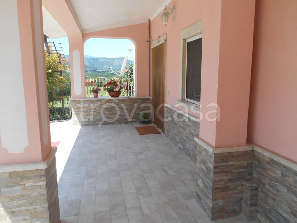 casa indipendente in vendita a Sant'Ambrogio sul Garigliano