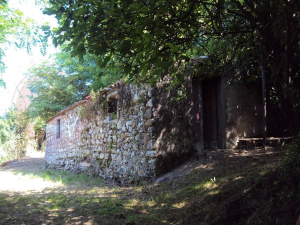 casa indipendente in vendita a Sant'Ambrogio sul Garigliano