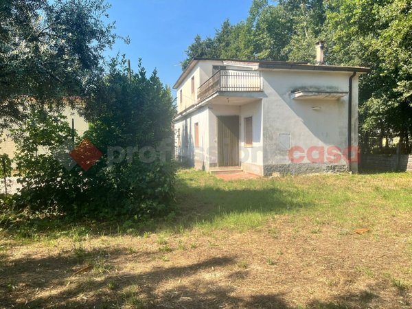 casa indipendente in vendita a Sant'Apollinare