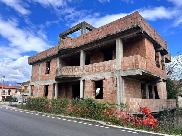 casa indipendente in vendita a Sant'Apollinare