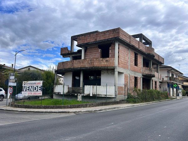 casa indipendente in vendita a Sant'Apollinare