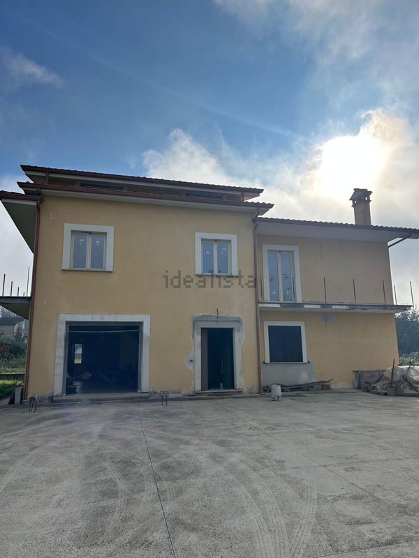 casa indipendente in vendita a Sant'Apollinare
