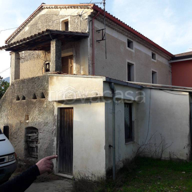 casa indipendente in vendita a Sant'Elia Fiumerapido