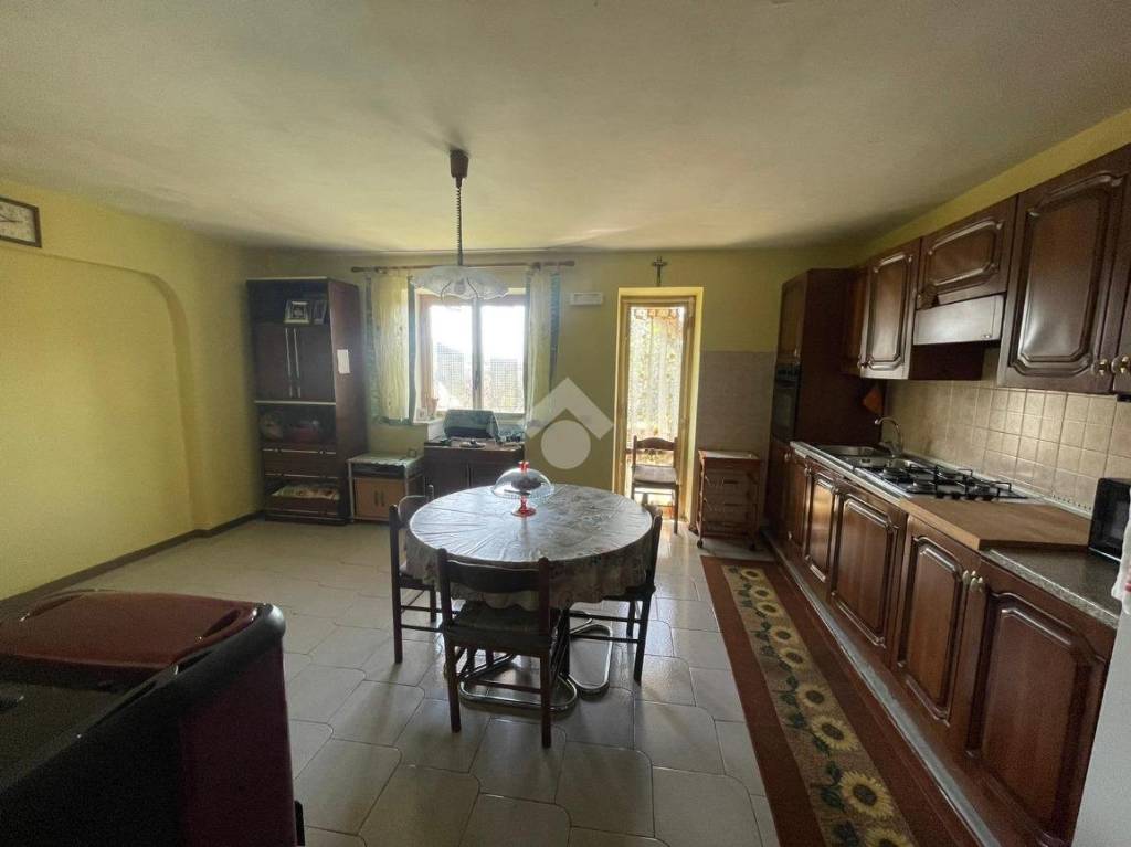 casa indipendente in vendita a Sant'Elia Fiumerapido