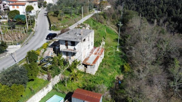 casa indipendente in vendita a Sant'Elia Fiumerapido