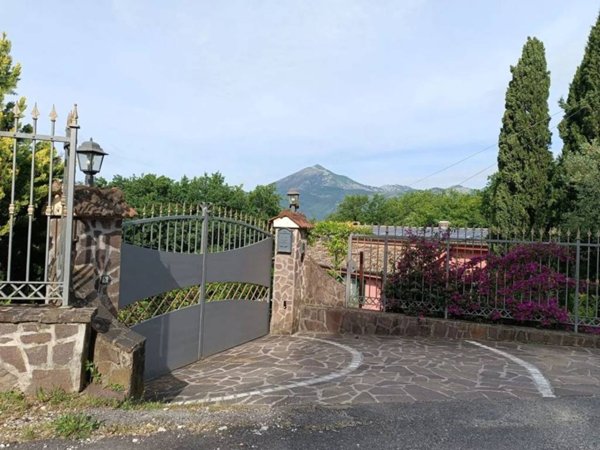casa indipendente in vendita a Sant'Elia Fiumerapido