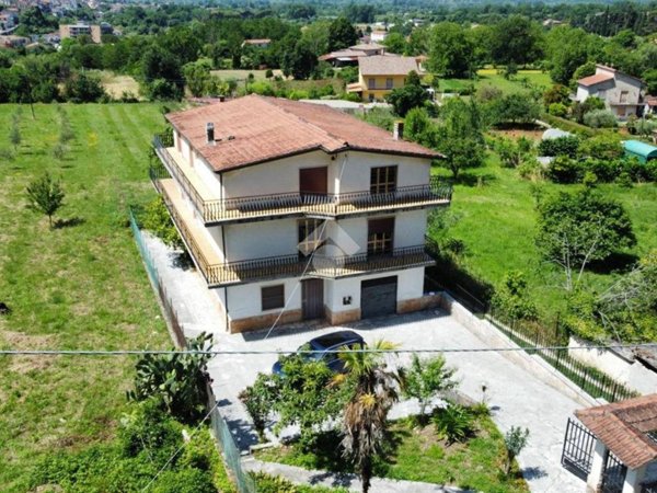 casa indipendente in vendita a Sant'Elia Fiumerapido