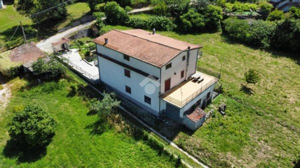 casa indipendente in vendita a Sant'Elia Fiumerapido