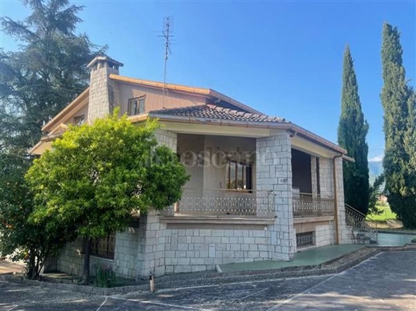 casa indipendente in vendita a Sant'Elia Fiumerapido
