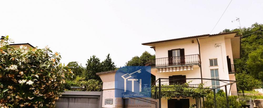 casa indipendente in vendita a Sant'Elia Fiumerapido in zona Valleluce