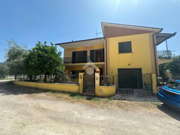 casa indipendente in vendita a Sant'Elia Fiumerapido