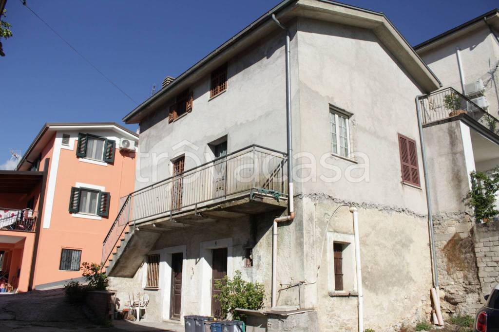 casa indipendente in vendita a Sant'Elia Fiumerapido