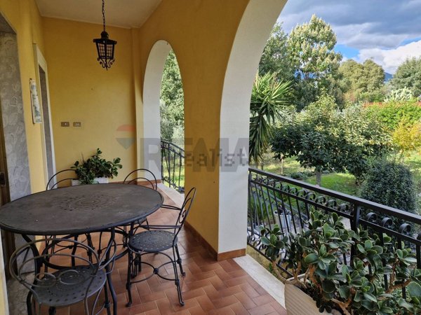 casa indipendente in vendita a Sant'Elia Fiumerapido