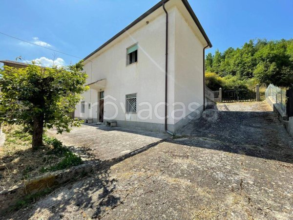 casa indipendente in vendita a Santopadre