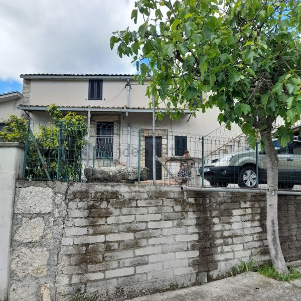 quadrivano in vendita a Santopadre