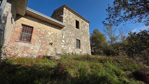 casa indipendente in vendita a Santopadre