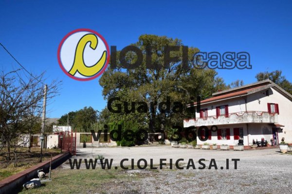 casa indipendente in vendita a San Vittore del Lazio