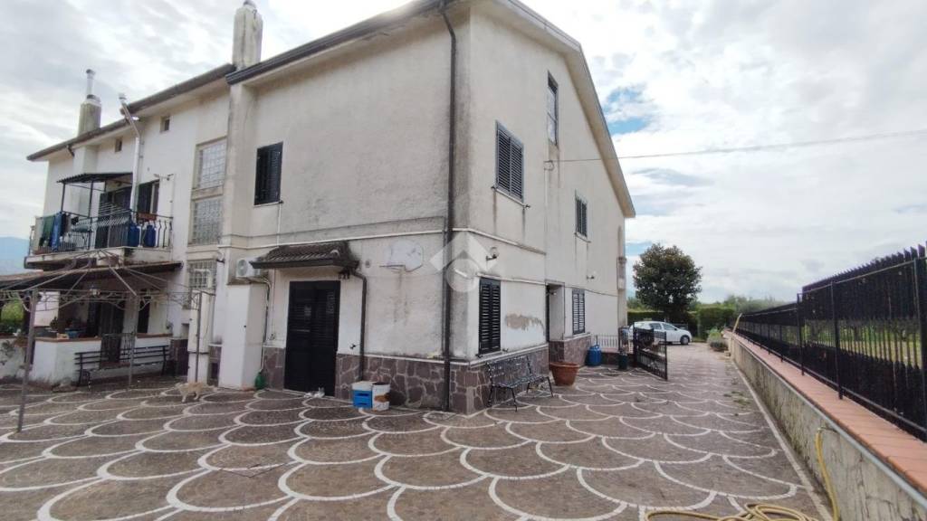 casa indipendente in vendita a San Vittore del Lazio